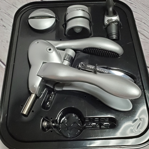 The Original Rabbit wine tool kit - Picture 2 of 6